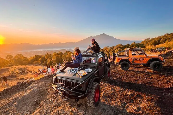 Jeep Sunrise Tour